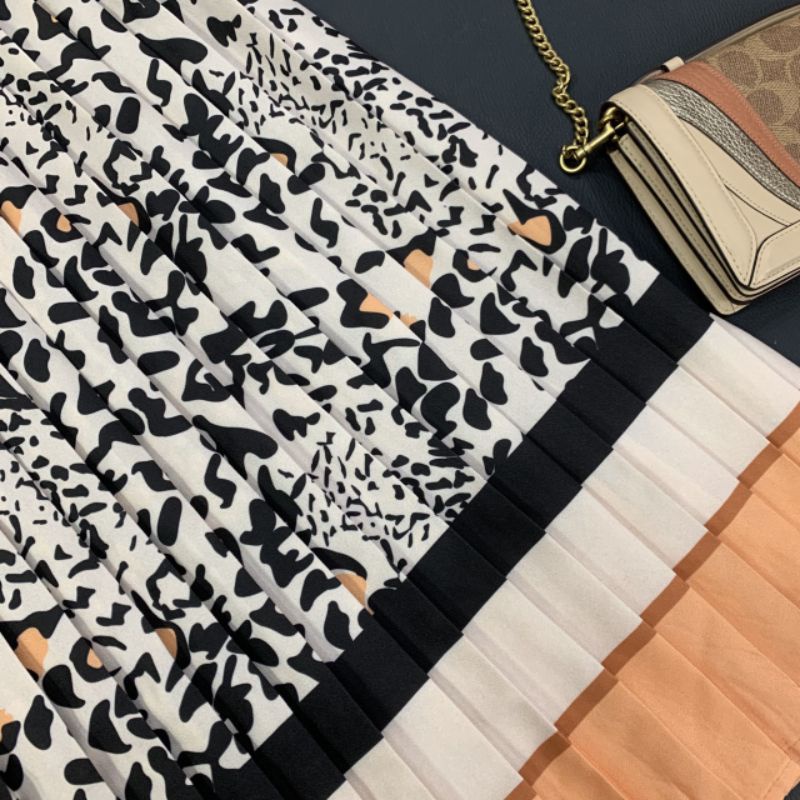 Chân váy xếp ly Topshop Pleated Skirt