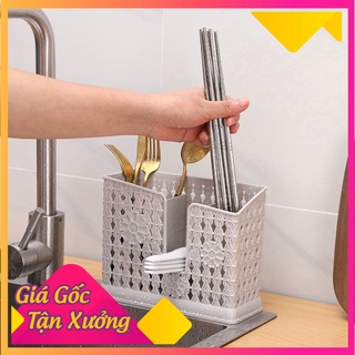 Big sale Ống đũa muỗng nhựa giả mây có lỗ thoát nước Dumbo Store