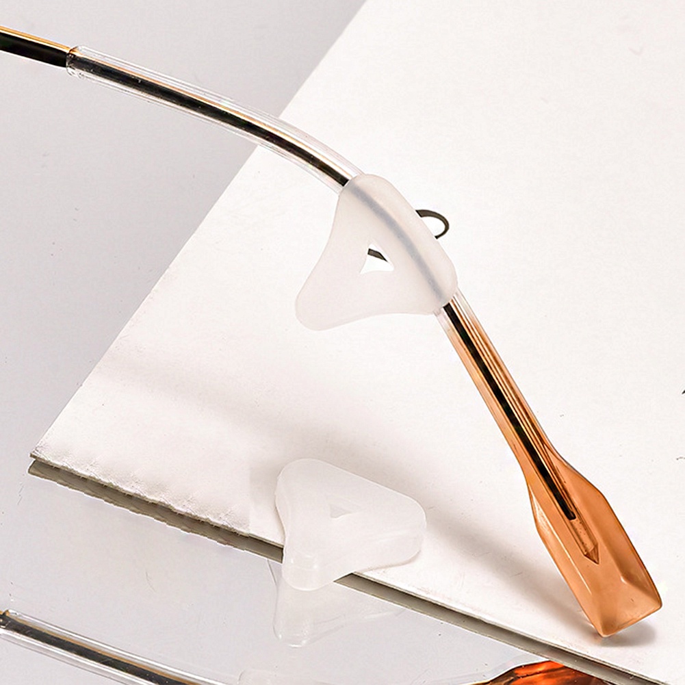 Kính Mát Gọng Silicone Chống Trượt Màu Hồng / Xanh Dương / Đen Phối Dây Xích Thời Trang Cá Tính