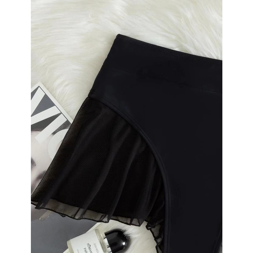 Bộ Đồ Bơi Bikini Phối Bèo Màu Trắng Đen Dành Cho Nữ