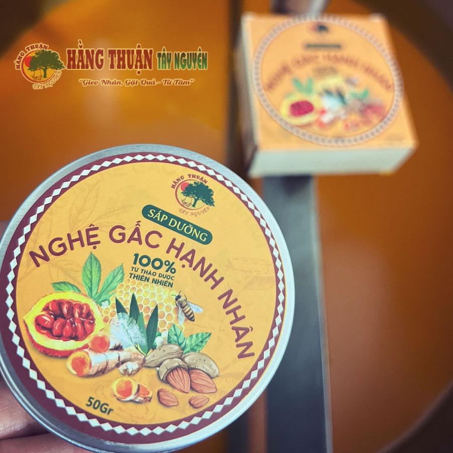 Sáp Dưỡng Nghệ Gấc Hạnh Nhân Dùng Được Cho Trẻ Em và Người Lớn
