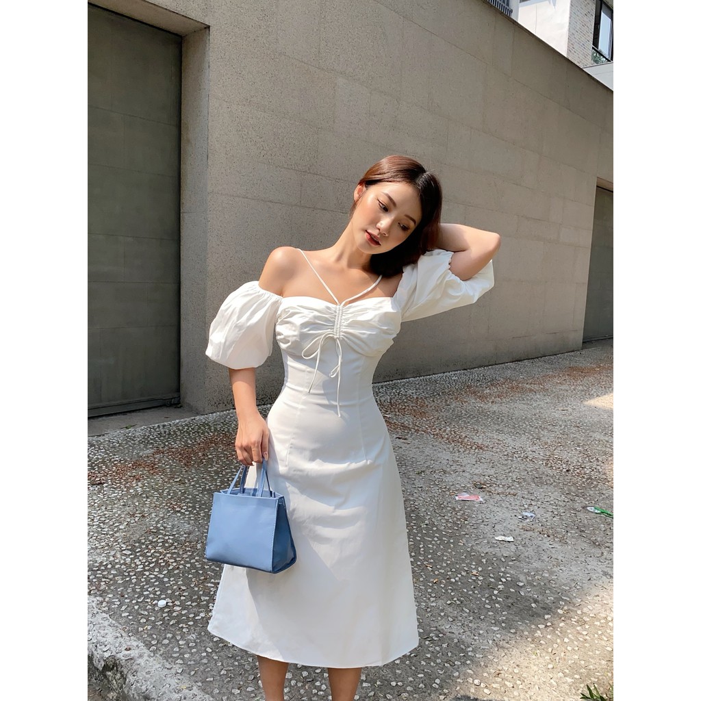 Đầm dây rút RECHIC tay phồng Mina màu trắng | BigBuy360 - bigbuy360.vn