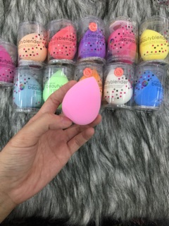 Mút trang điểm Beauty Blender