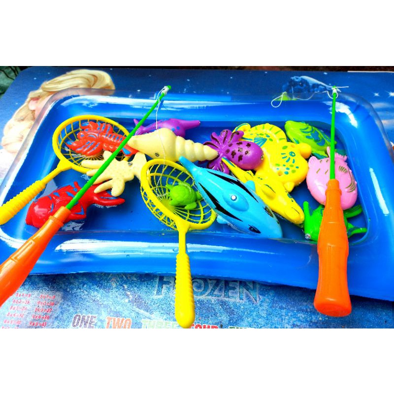 Đồ chơi câu cá nam châm trên cạn và dưới nước gồm phao 2 cần câu cá ,cá nhựa phát sáng, 2 vợt bắt cá, Đồ chơi trẻ em