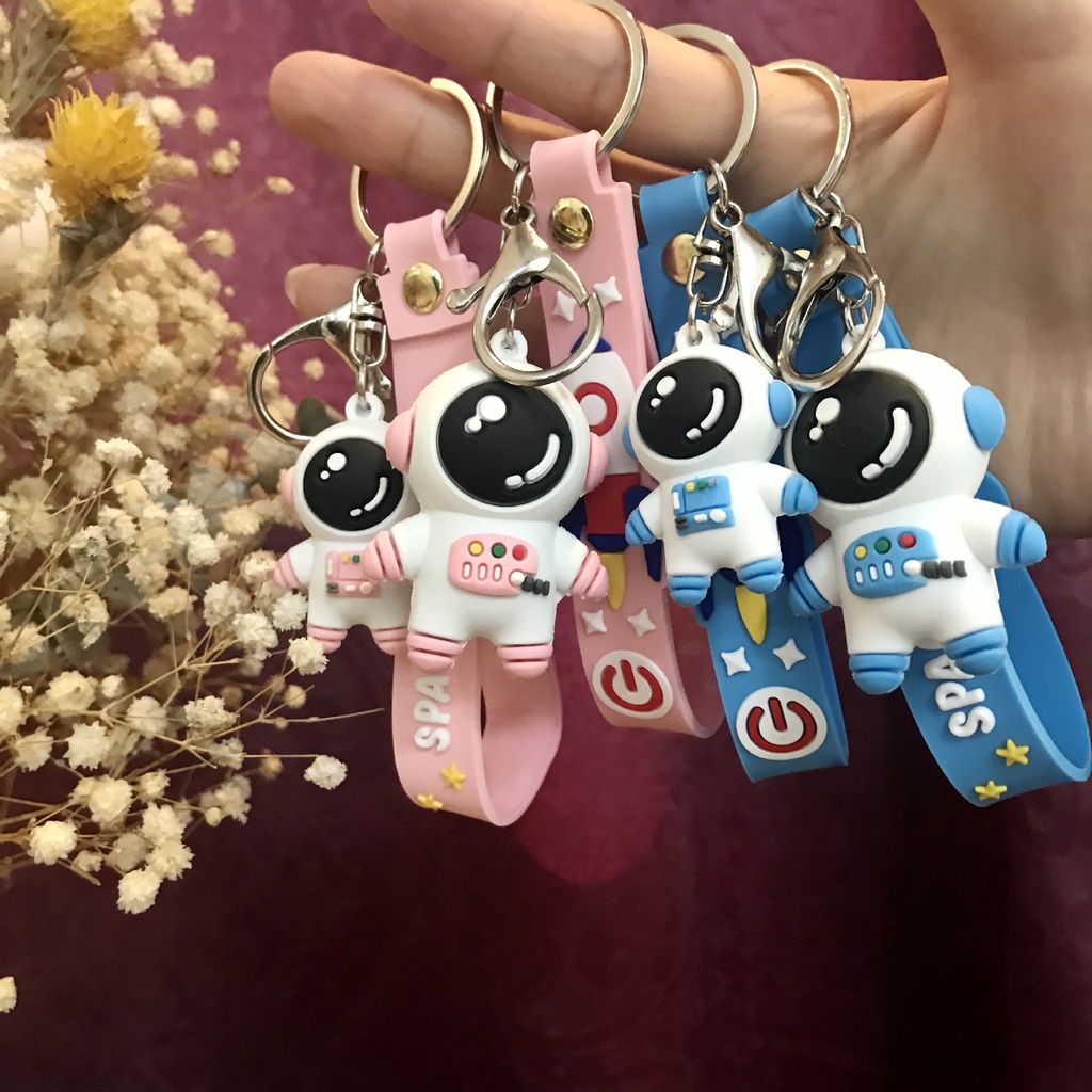 Móc Khóa Hình Phi Hành Gia Bằng Silicon Dễ Thương