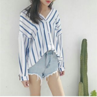 Sơ mi kẻ cổ v