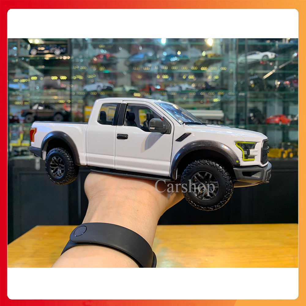 Mô hình xe Ford F-150 Raptor tỉ lệ 1:24 hãng Maisto