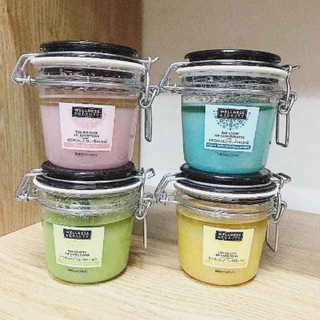 MUỐI BIỂN VÀ TINH DẦU THẢO DƯỢC WELLNESS & BEAUTY TẨY DA CHẾT TOÀN THÂN VÀ LÀM TRẮNG DA
