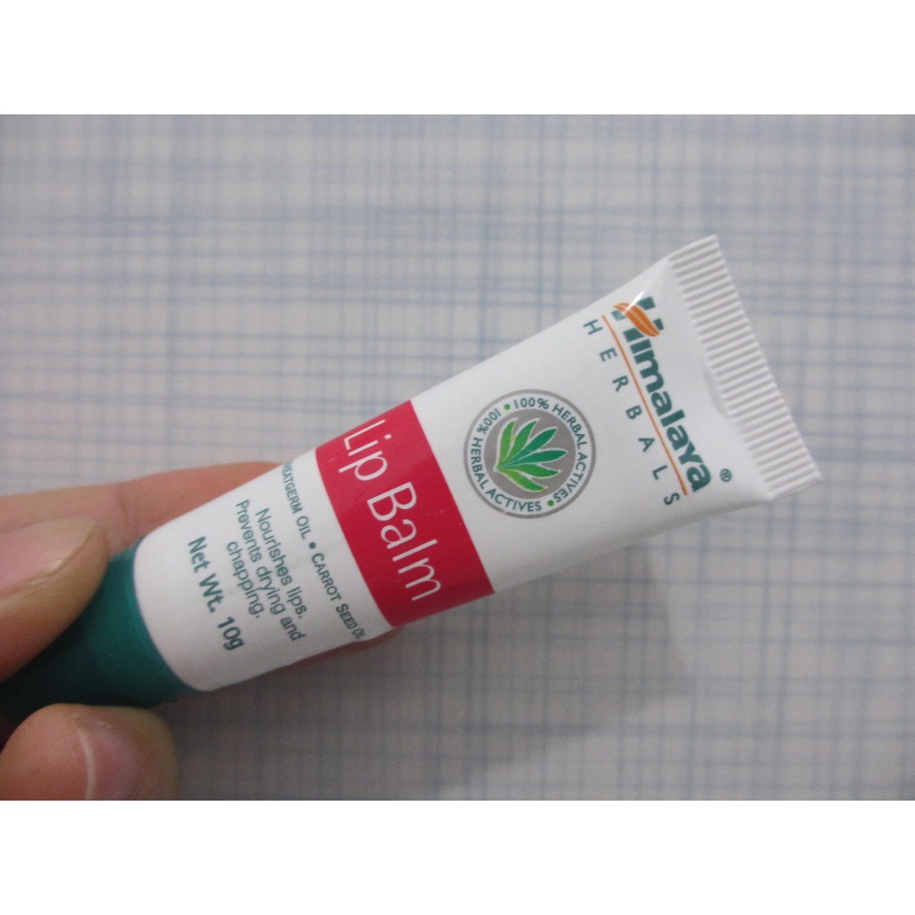 Son Dưỡng Môi Himalaya Lip Balm Herbals 10g