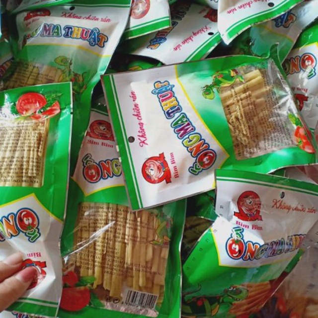 Snack ống ma thuật