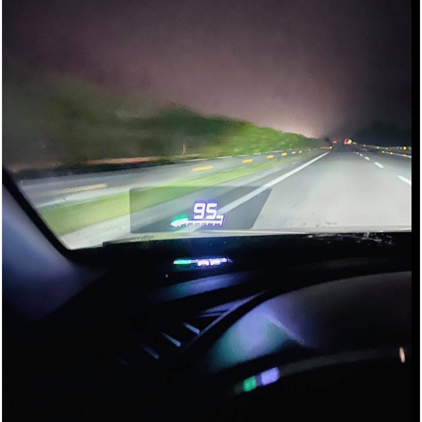HUD hiển thị tốc độ lên kính lái cho Mazda 3 2015-2022
