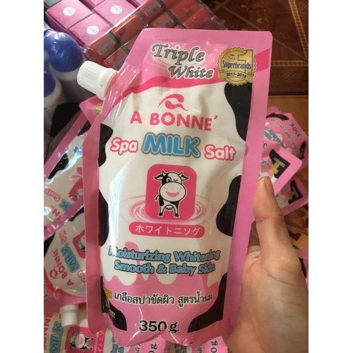 Muối Tắm Trắng Da Sữa Bò Spa Milk Salt Bonne’