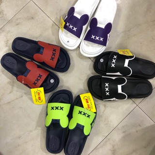Dép chuột Mickey