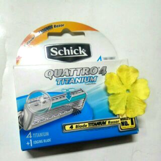 Vỉ lưỡi cạo râu Schick Quattro 4 .