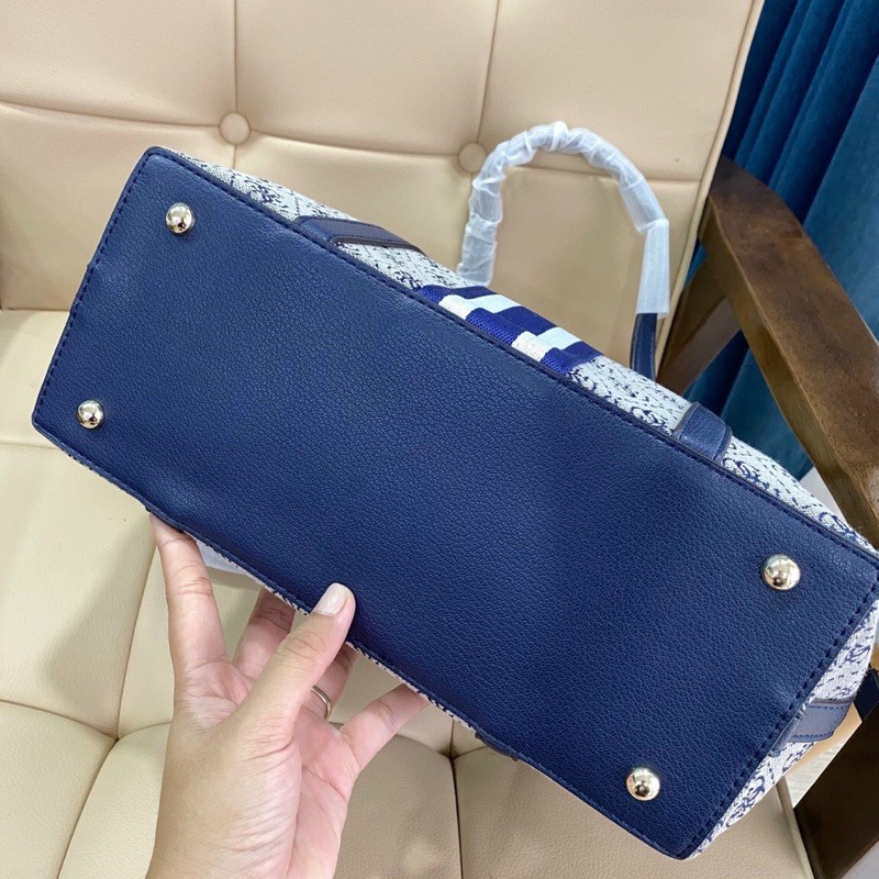 TÚI GUESS VINTAGE TOTE