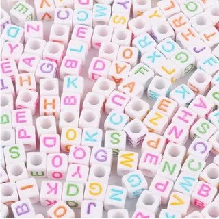 1 Bịch 100 hạt charm các loại chữ gắn sục/dép cá sấu Cross