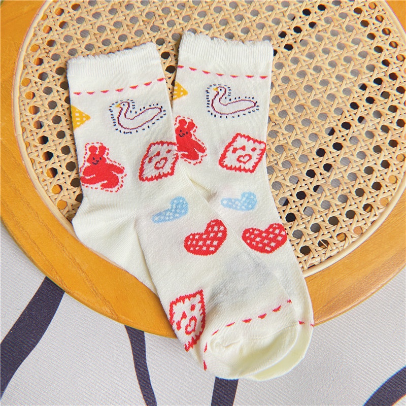 Vớ Cotton Cổ Vừa Họa Tiết Graffiti Thời Trang Xuân Thu Cho Nữ