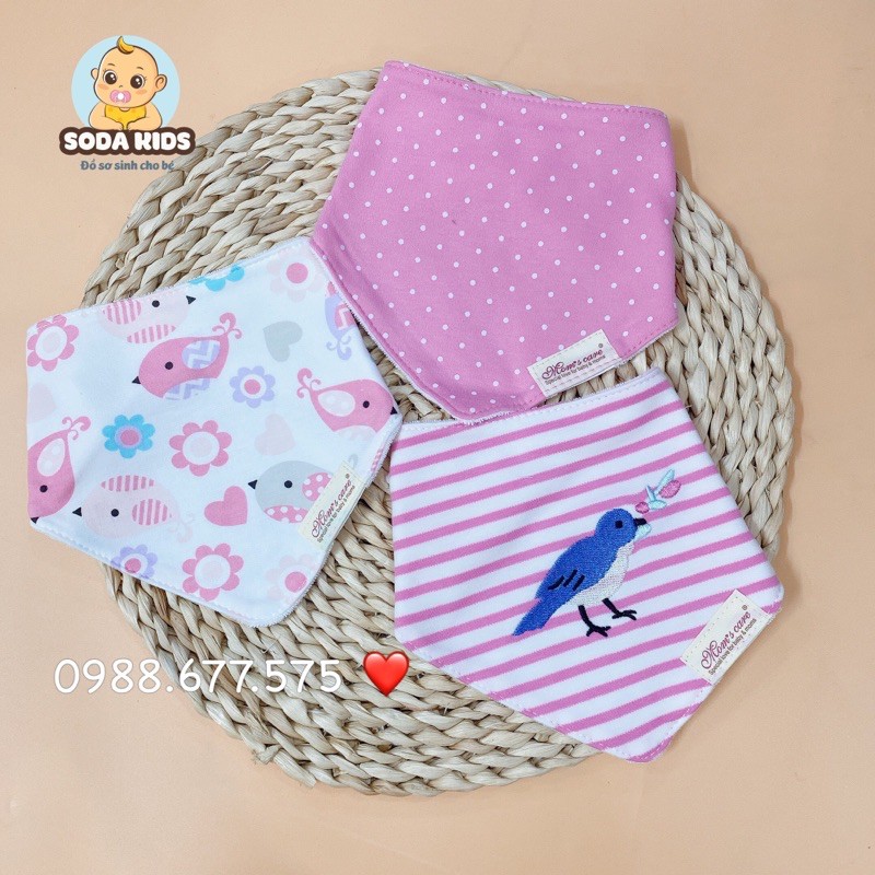 Set 3 yếm tam giác momcare khuy bấm cho bé