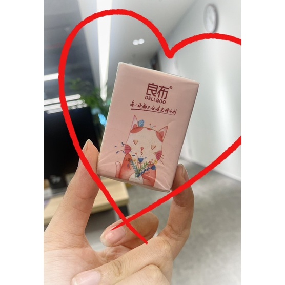 1 QUÀ TẶNG RANDOM TỪ SHOP