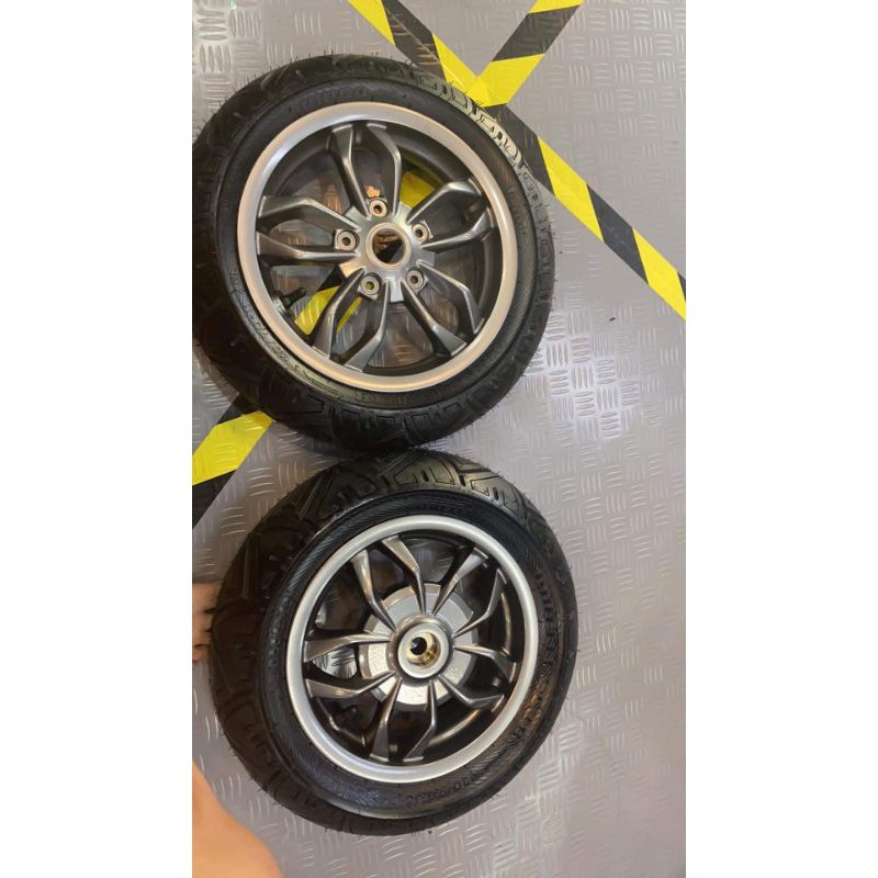 Mâm xe vespa LX 2020