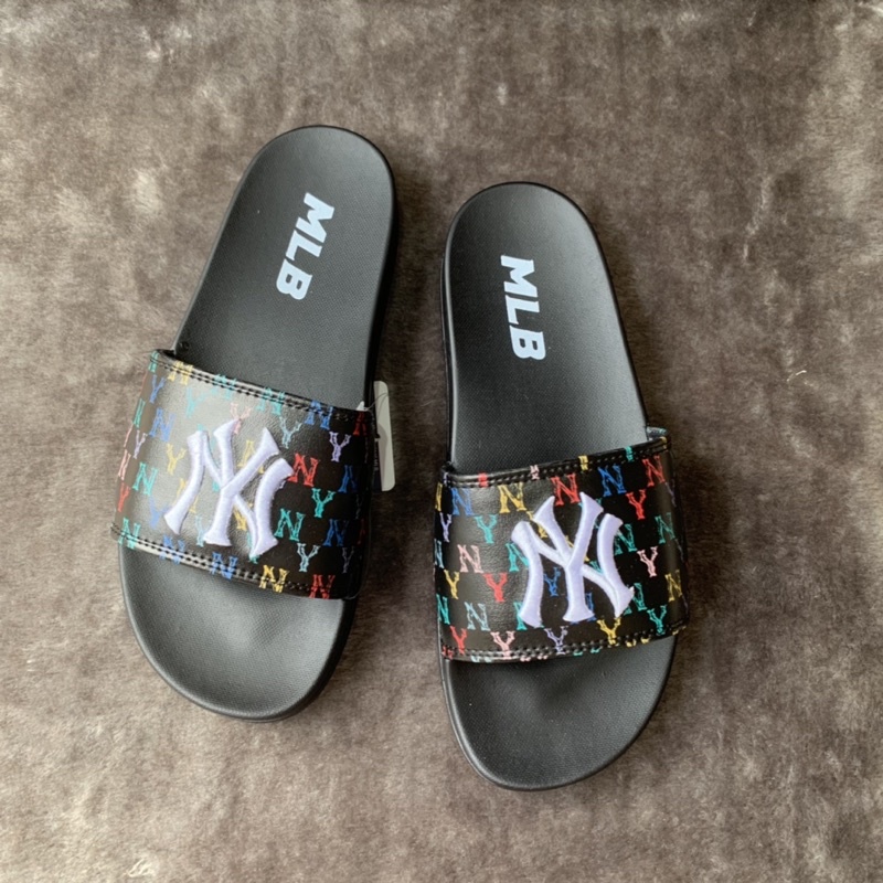 Multi Color - NY Tím Trắng/ Trắng Đen/ Sẵn,đủ size,tag,hộp