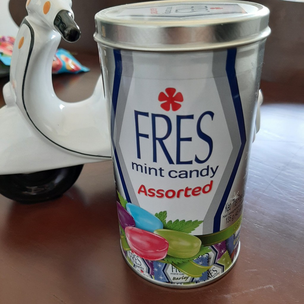 Kẹo trái cây bạc hà Fres hộp thiếc 135g