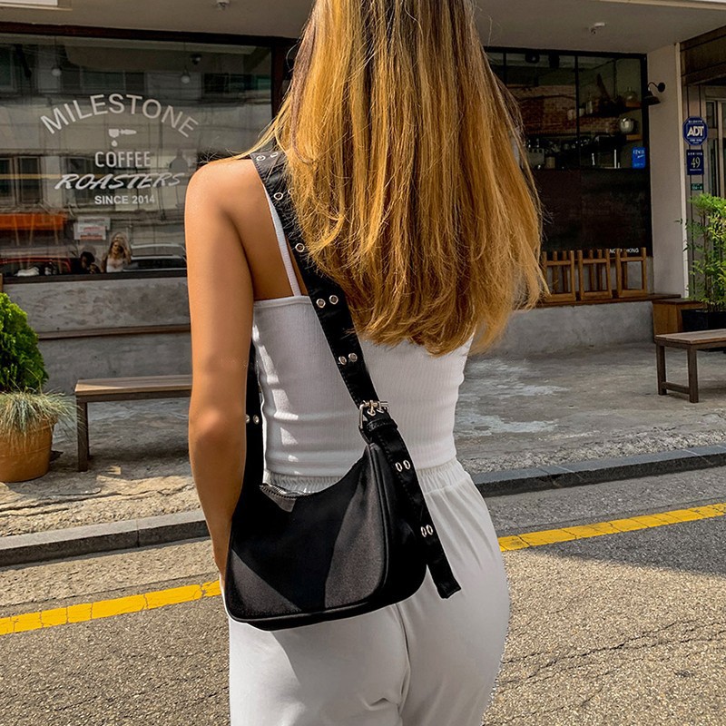 Túi đeo chéo quai điều chỉnh phong cách vintage sành điệu | BigBuy360 - bigbuy360.vn