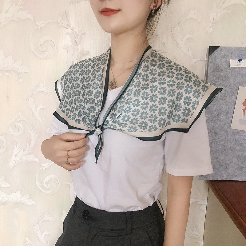 Khăn lụa họa tiết hoa phong cách Nhật kiểu vai áo AKL102