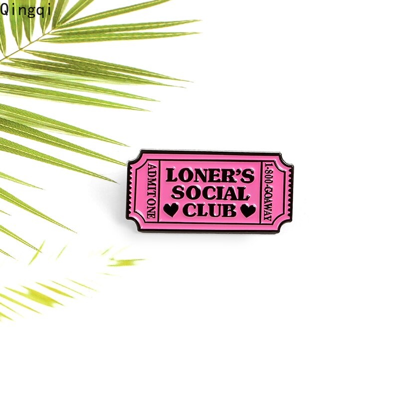 Huy hiệu cài áo MISS ZOE hình chiếc lá cho bạn bè