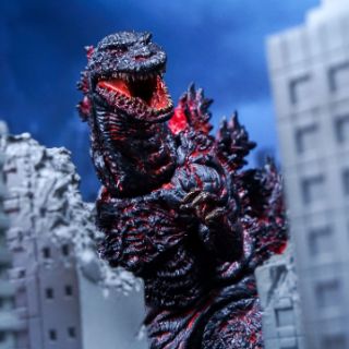 Mô hình NECA Ultimate Shin Godzilla