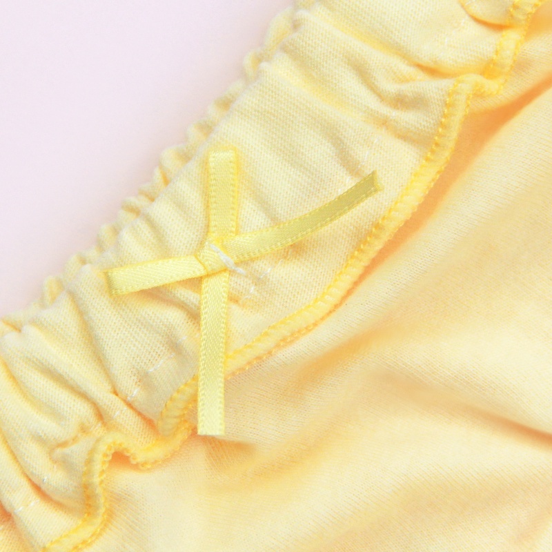Quần lót cotton màu vàng LUCKY BIG CAT họa tiết hoạt hình cho bé