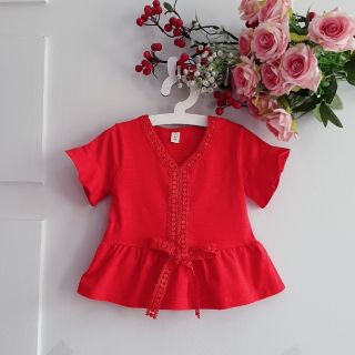 Áo thun cổ tim viền ren bé gái (20-35kg)