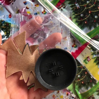 Bình xịt tuyết noel