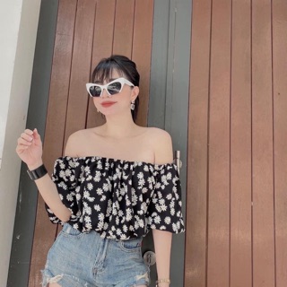 Áo trễ vai hoa cúc 2 màu dành cho nữ