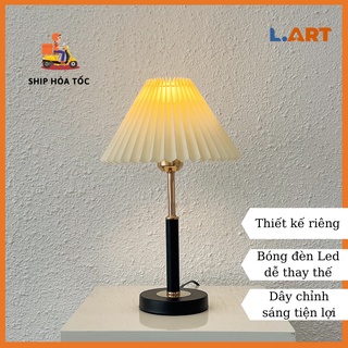 Đèn ngủ đèn bàn trang trí kim loại đen vàng vintage chao xếp ly DBK001