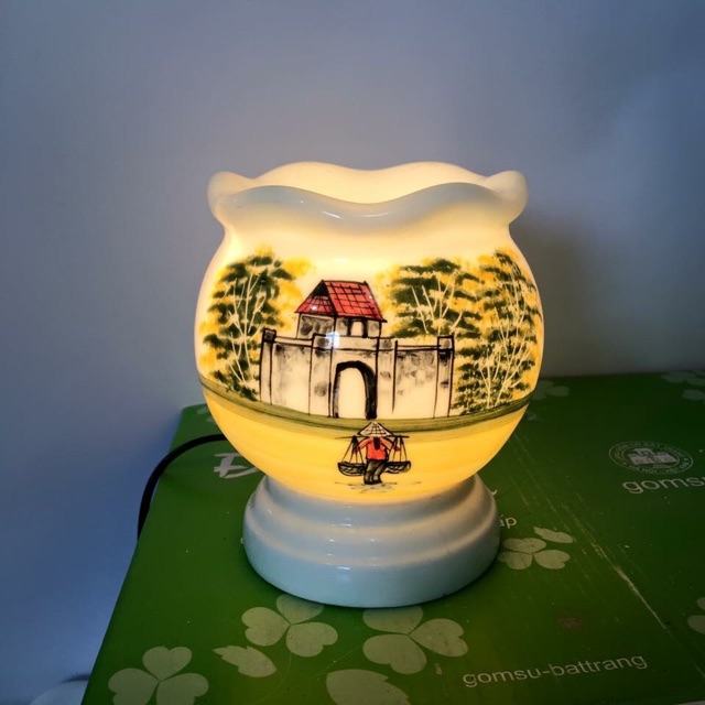 Đèn size to có kẹp đèn mới