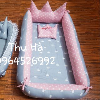 Nôi vương miện và gối cho bé