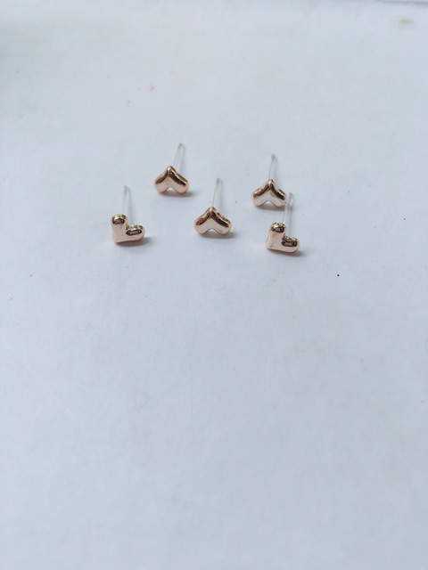 KHUYÊN TAI NHỰA HÌNH TYM