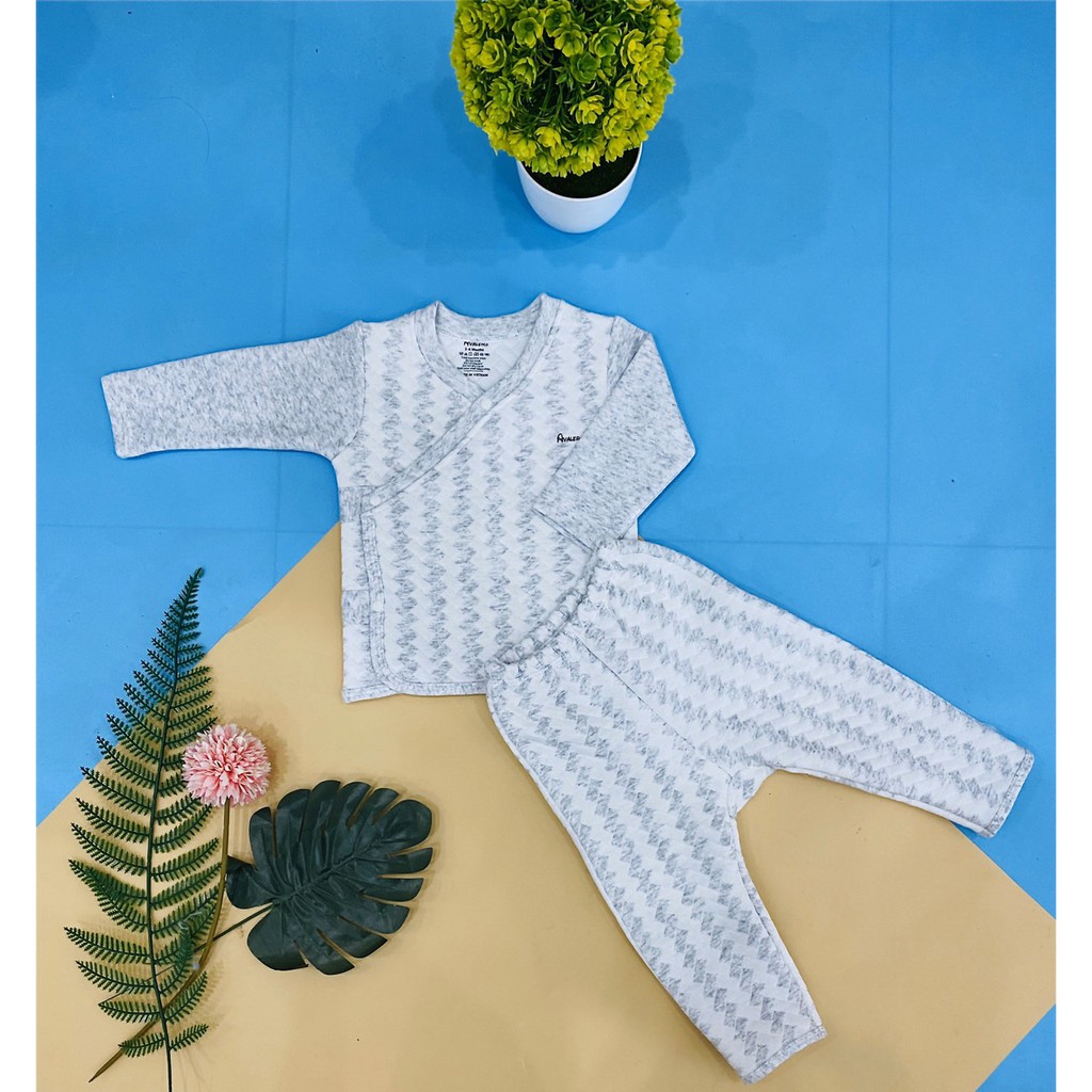 [Avaler] Bộ sơ sinh nỉ bông mềm mịn size 0/3,3/6,6/9m