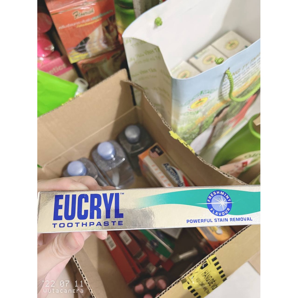Kem Đánh Răng Tẩy Trắng Eucryl Toothpaste 62g