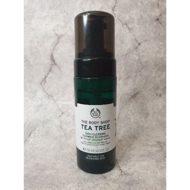 SỮA RỬA MẶT TẠO BỌT TEA TREE SKIN CLEARING FOAMING CLEANSER - THE BODY SHOP xuất xứ Anh.
