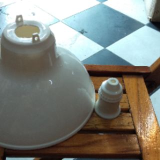 Chao nhựa D20CM,chao đèn thả đui e27 phổ thông lắp được nhiều loại bóng