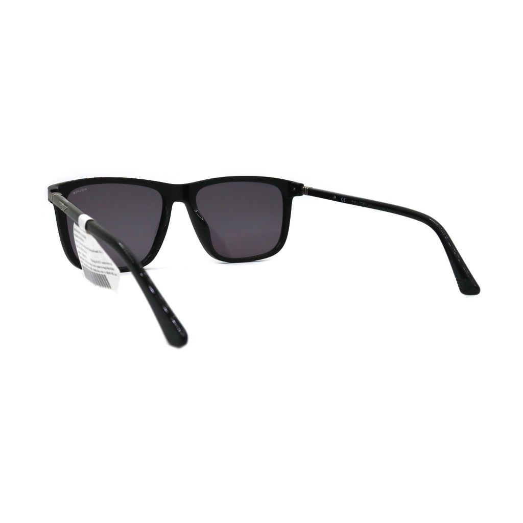 Kính mát chính hãng Police SPLE05 0700 (57-17-145) màu sắc thời trang, thiết kế dễ đeo bảo vệ mắt