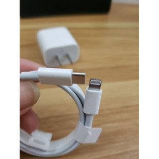 Cáp sạc nhanh 18W USB C to Lightning A1656 Cho Apple Iphone 11 , 11 Pro , 11 Pro Max chính hãng