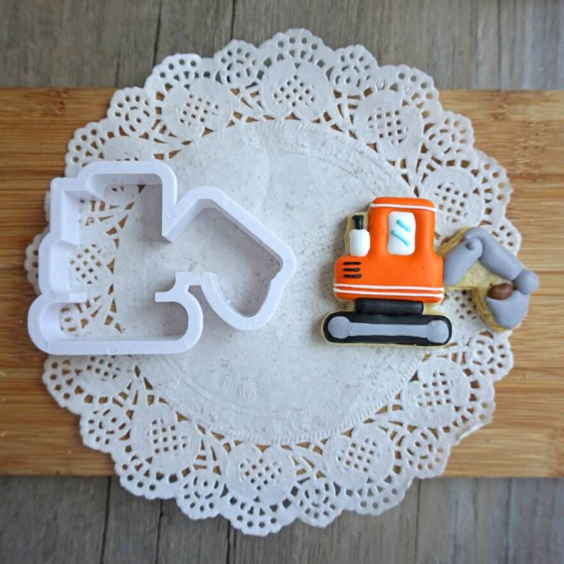 Set 8 khuôn hình xe hơi dùng để làm bánh/họa tiết trang trí bánh 3D dễ thương