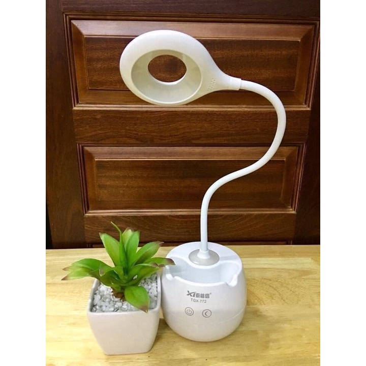 ĐÈN BÀN HỌC CON HEO CHỐNG CẬN TGX- 792/772- SIÊU BỀN