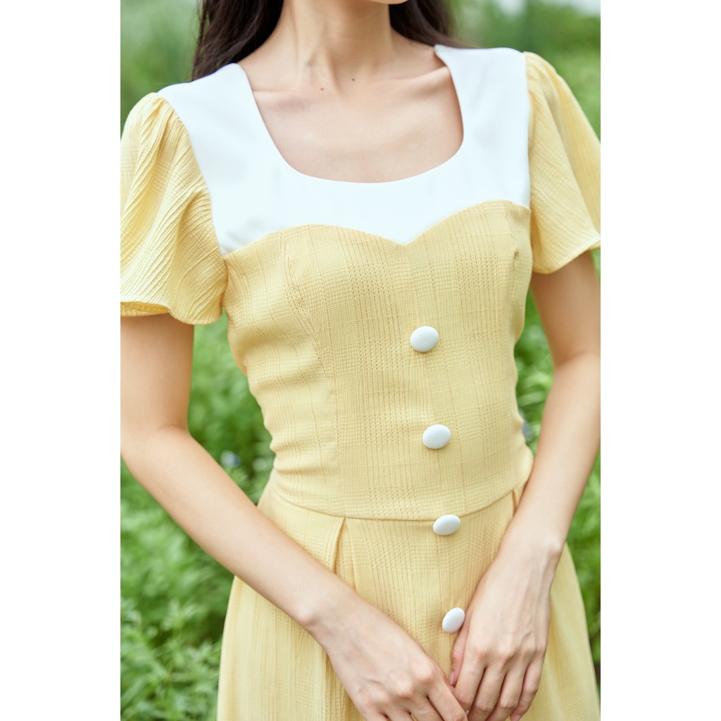 Váy thiết kế cổ vuông tay bồng viền trắng chất xốp YV16 YAME