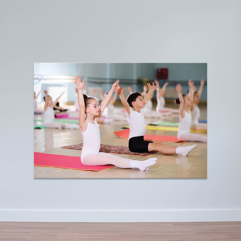Tranh treo phòng tập Aerobic trẻ nhỏ | Tranh thể dục nhịp điệu T3832