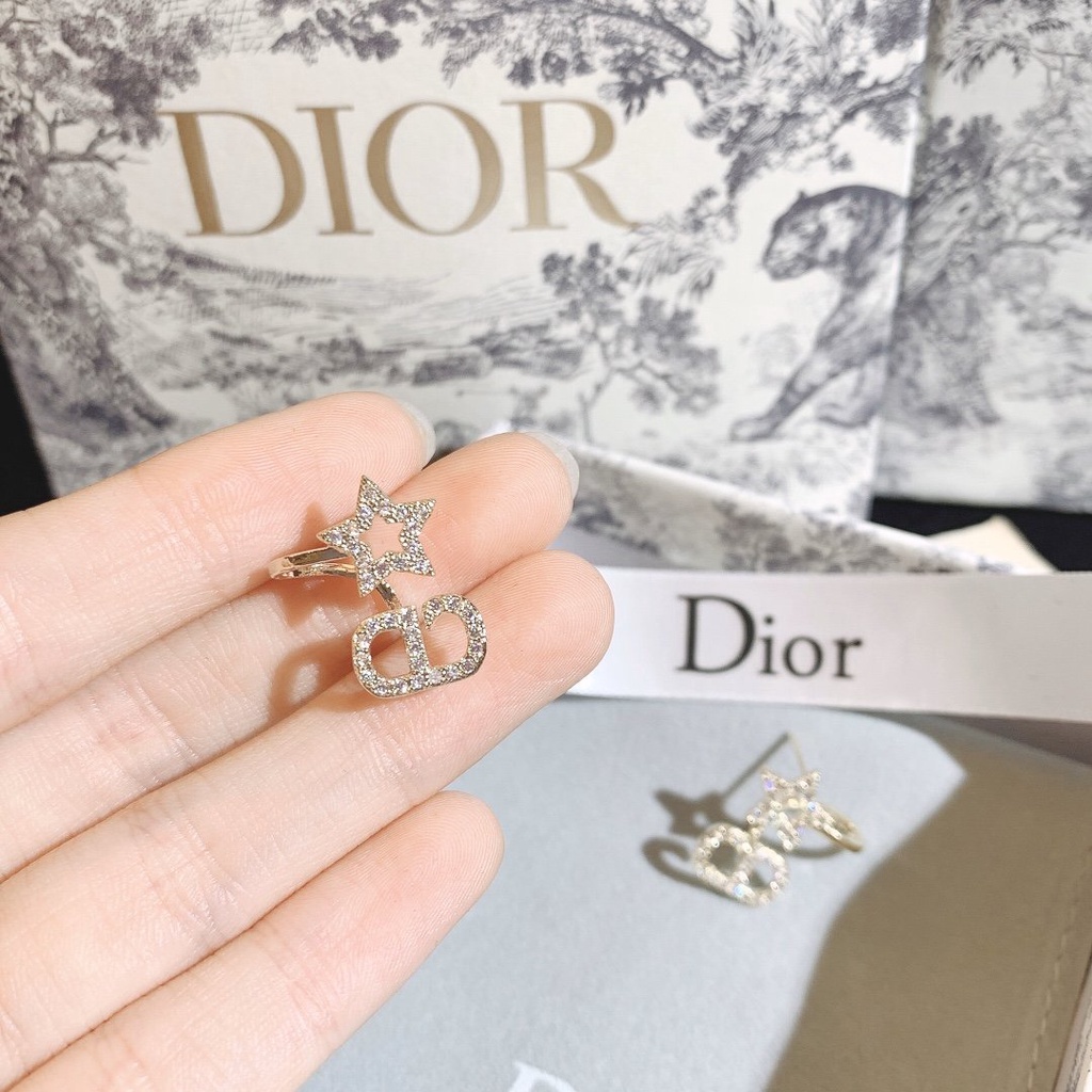 Khuyên Tai Tròn Khắc Chữ Dior Bằng Thép Titanium Thời Trang Cho Nữ