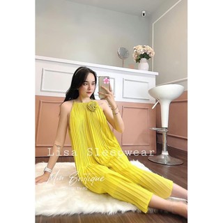 Váy Yếm Dập Ly Gắn Hoa [Inbox Trước Khi Đặt Hàng]